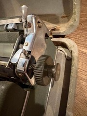 Olympia De Luxe SM3 Typewriter Green & Case Made In Germany Rough Condition