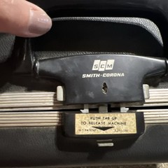 Smith Corona Sterling 6MSE-160708 Manual Typewriter 1972 w/Case Blue WORKS!