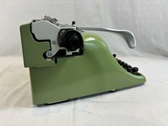 Olivetti Graphika 1957-1959 Rare Typewriter