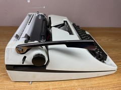 Excellent! Serviced 1977 Adler J2 Fully Functional Vintage Portable Typewriter