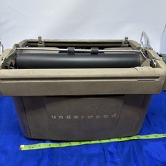 1956 Underwood SX11 Manual Standard Typewriter – Works READ