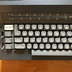 Smith Corona SE100 Electric Typewriter With Case And Powercord Tested Used Works