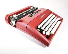 Olivetti Lettera 35 Typewriter Burgundy Red | Professional Painted & Refurbished