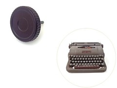 Maroon Right Platen Knob for Underwood Finger Flite Champion Typewriter Part