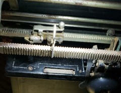 Antique Royal Typewriter Model 10 RARE double glass-panes