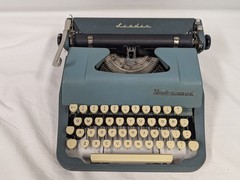 Vtg 1955 Blue Underwood Leader Portable Typewriter Original Case FULLY SERVICED