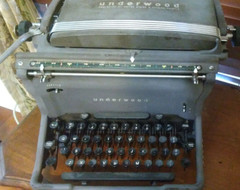 1930s Underwood Rhythm Touch Desktop Typewriter 4 Bank Art Deco Made in US