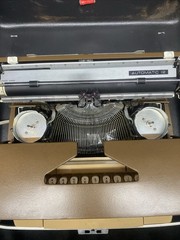 Smith Corona Coronet Automatic 12 Typewriter w Case Brown Tested Works99.9%