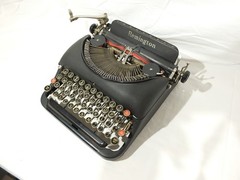 Remington model 5 Streamline Art Deco Touch Regulator Typewriter Tested Works!