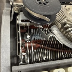 Vintage 1965 Olympia SM8 Portable-Pica Typewriter+Case-Types
