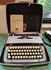 Vintage Smith Corona Sterling Manual Typewriter In Case with key & instructions