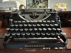 VTG ANTIQUE 1936 UNDERWOOD {RARE}UNIVERSAL 4 BANK PORTABLE TYPEWRITER BLACK