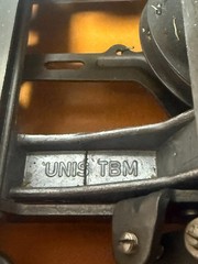 UNIS tbm de Luxe typewriter (1981). Russian keyboard. Orange. Bonus.