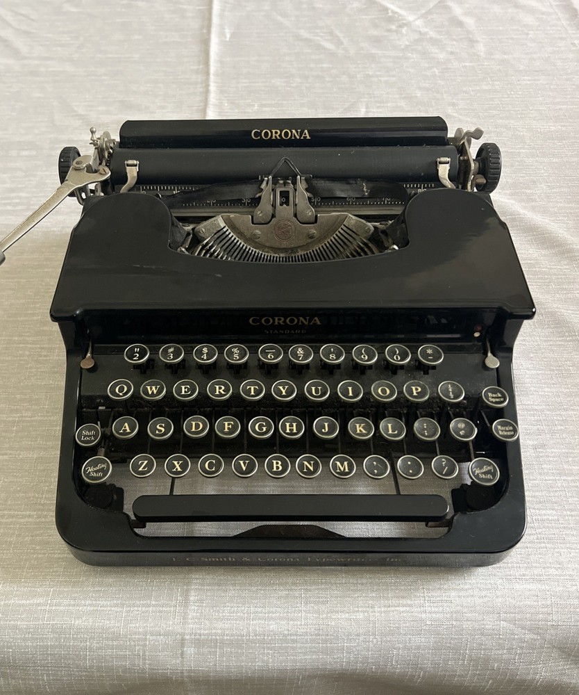 1937 Corona standard typewriter standard Glossy black Flat Top Beautiful