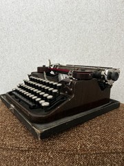 Underwood Standard Portable Typewriter with a four-bank keyboard. See Photos.