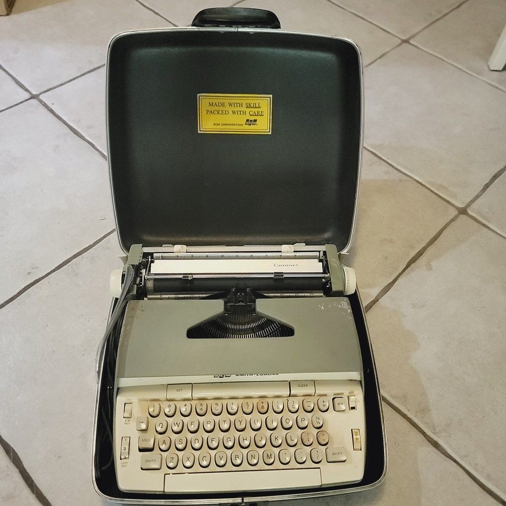 Vintage 1961 Smith Corona Coronet Electric Typewriter w/ Case Tested Working