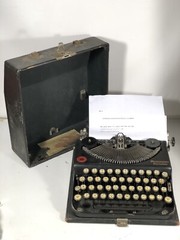Vintage 1922 Remington Portable Black Antique Typewriter with Case Made In USA