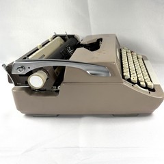Montgomery Ward Signature 088 Portable Typewriter w/ Case TESTED Types Japan