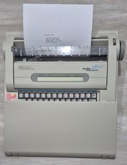 Smith Corona Office 2000 Electric Typewriter N5HH & Cover Tested Works Very Well