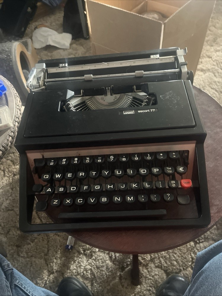 70’s Montgomery Ward Escort 77 Briefcase Vintage Typewriter Retro Needs Work