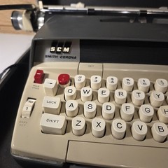 Smith-Corona Electra 120 Electric Typewriter With Case Vintage