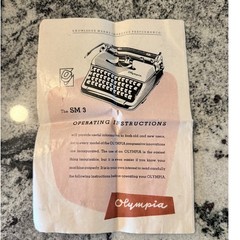 Olympia SM3 Deluxe Typewriter with original case & Instructions Serial #949595