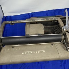 1956 Underwood SX11 Manual Standard Typewriter – Works READ