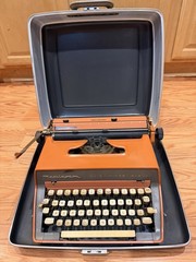 Vintage Remington Quiet Riter Eleven Orange Typewriter Miracle Tab W Case TESTED