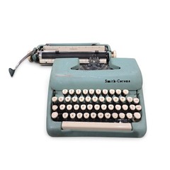 Typewriter Smith Corona Sterling Manual Portable Vintage Typewriter
