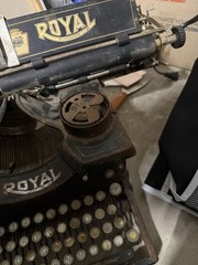 Antique Royal Typewriter Model 10 Standard Early 1900s Vintage Black. x-969714