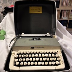Vintage Smith-Corona Manual Typewriter Green and Beige Keys w/ Case