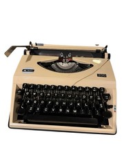 1970’s Flying Fish 200 ( Hercules or Hero) Ultra-Rare Manual Typewriter W/ Case