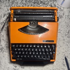 Excellent Condition WORKING Smith Corona Ghia Super G Portable Orange Typewriter