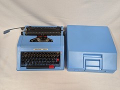 Vtg 1980 Marathon 1000-DLX Korean Hangul Typewriter Four Set Layout REFURBISHED