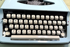 Blue Brother Portable Typewriter w/Case • Sears Citation • Japan-Made, Tested