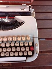 Princess 300 1970’s light blue typewriter in good condition