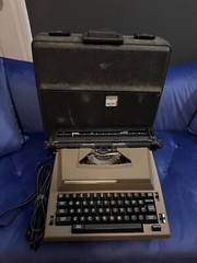 1982 Sears Typewriter, The Electric 2 w/ Correction, Model 161. 53150, WORKING