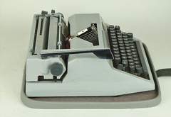 Model 30 Erika / CBM German Typewriter 1967 Serial No. 4192921