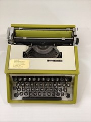 Vintage 1970s Montgomery Wards Escort 33 Portable Typewriter Lime Green