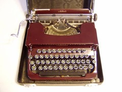 VINTAGE ART DECO LC SMITH & CORONA SILENT MAROON RED WORKING TYPEWRITER W/ CASE