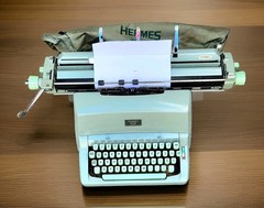 Vtg 1966 Hermes 9 Typewriter Seafoam Green Lg Platen Rare Wide-Carriage + Cover
