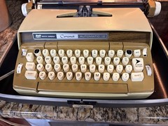 Vtg SCM Coronet Automatic 12 *** See desc ** Listing for parts ribbon????** Case