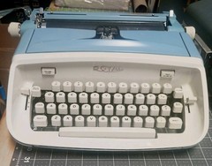 Vintage 1960s Royal Aristocrat Portable Manual Typewriter w Case Baby Blue WORKS