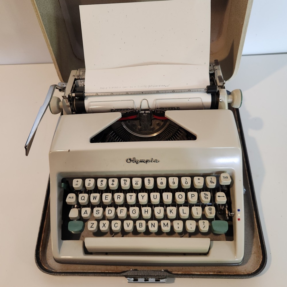 Olympia SM8 Portable Manual Typewriter Germany with Case
