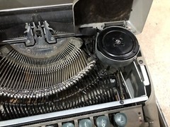 1957 Vintage Smith-Corona Clipper Portable Typewriter Working With Case