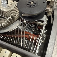 Vintage 1965 Olympia SM8 Portable-Pica Typewriter+Case-Types