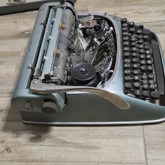 1958 AMC Alpina SK24 Typewriter West Germany with The Case