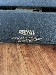 1939 Royal Aristocrat Typewriter With Case