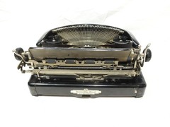Remington Streamline Art Deco model 5 “Par” Glossy Typewriter Tested Works