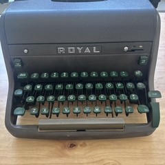 Vintage Royal HH Series Touch Control Green Keys Typewriter (parts only)
